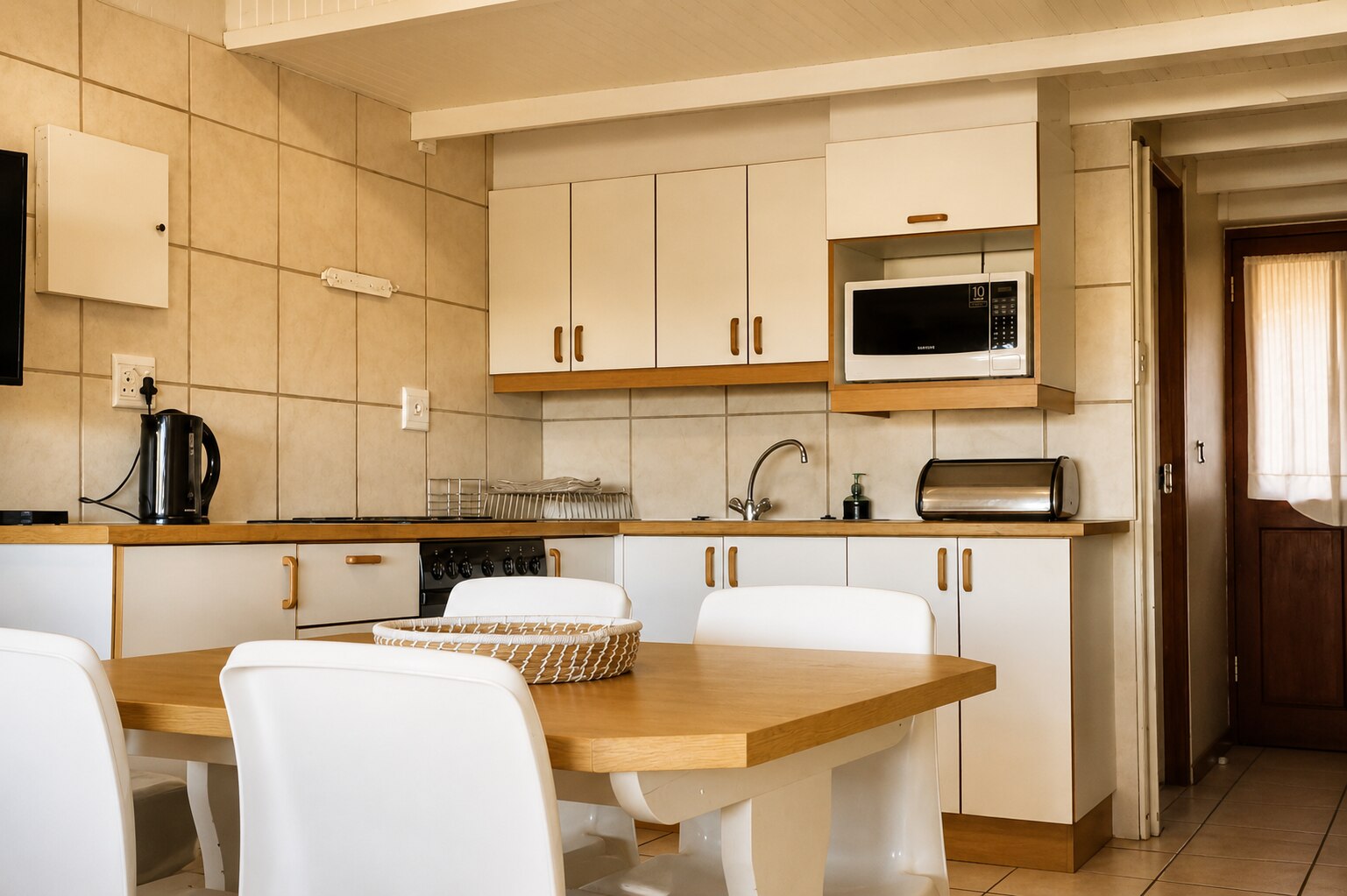 Chalet kitchen, alternative view